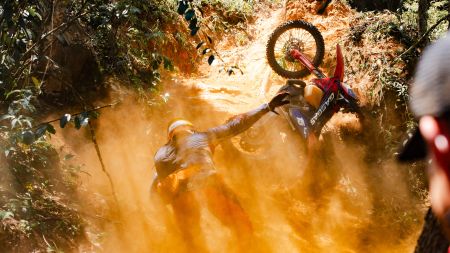 Nach neun Jahren Pause meldete sich Minas Riders mit einer harten Prüfung im brasilianischen Dschungel zurück. Den Gesamtsieg in der Gold Class holte der erst 20-jährige Costa-Ricaner Justin Elizondo vor Rigor Rico und Ryder Guest.