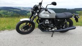 Moto Guzzi V7 III Rough