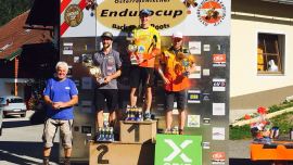 Walzer Teamrider mit Vollgas beim Österreichischen Enduro Cup Rennen in Pramlehen! Sieg für Benni Schöpf und Platz drei für Martin Ortner in der Championats-Wertung!