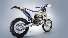 Husqvarna Motorcyles bietet ein exklusives Angebot für alle Enduros des Modelljahres 2019, diese mit Premium Zubehör auszustatten.