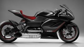 MTT produzierte nicht nur das erste mit Turbinen betriebene, straßenpflichtige Motorrad, sondern auch das stärkste Serienmotorrad der Welt: das MTT Y2K Superbike.