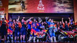 KTM FEIERT MIT TOBY PRICE DEN 18. DAKAR-SIEG IN FOLGE