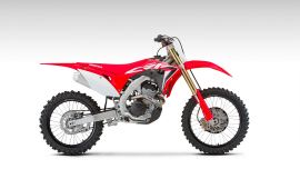 Honda präsentiert die Offroad-Modellpalette für 2019 – im Mittelpunkt steht die stark überarbeitete Motocross-Maschine CRF250R.