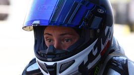Lucy Glöckner hat beim legendären Pikes Peak groß aufgezeigt und mit der BMW 1000 RR eine Spitzenzeit unter der 10 Minutenmarke in den Asphalt gebrannt. In einem Interview hat sie dem Motorradreporter verraten, was für sie Speed ausmacht und ob sie an der Tourist Trophy teilnehmen wird.