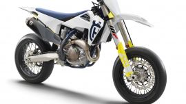 Husqvarna Motorcycles freut sich, die Markteinführung der MY20 FS 450 bekannt zu geben - der einzigen OEM-gefertigten Einzylinder-Wettbewerbs-Supermotomaschine auf dem Markt. 