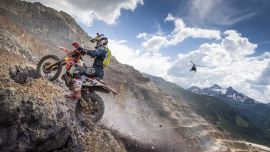 Die 25ste Erzbergrodeo-Ausgabe wird nicht nur sportlich zum Mega-Event: knapp 43.000 Besucher aus aller Welt erleben die Jubiläumsausgabe des weltweit größten Motorrad-Offroadfestival hautnahe am "Berg aus Eisen"!