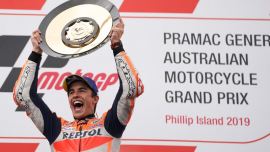 Marc Marquez schrieb in Australien Geschichte, als er nach seinem 55-ten Sieg in der Königsklasse am Ende eines unglaublichen australischen GPs zum erfolgreichsten Fahrer von Honda wurde.