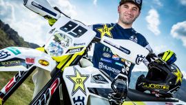 Husqvarna Motorcycles freut sich bekannt zu geben, dass Alfredo Gómez mit Rockstar Energy Husqvarna Factory Racing bis zum Ende der Saison 2021 fortsetzt.