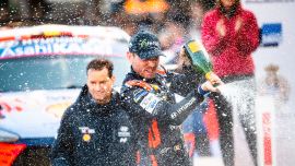 Thierry Neuville fuhr am Sonntag seinen ersten Sieg bei der Rallye Monte-Carlo ein - 12 Monate nachdem er den knappsten Sieg der Veranstaltung verpasst hatte.