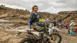 Dass extremes Hard Enduro auch Frauensache ist, beweist Vanessa eindrücklich.