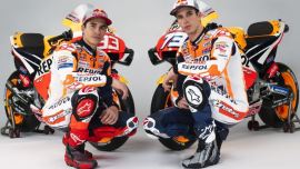 Die Studiofotos der Weltmeister Marc Marquez und Alex Marquez mit ihren Repsol Honda RC213V-Maschinen des Jahrgangs 2020 sind eingetroffen.