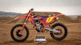 KTM präsentiert die KTM 250 SX-F Troy Lee Designs 2021
