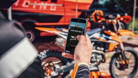 KTM-Neuheit: MYKTM-APP & Connectivity Unit für KTM SX-F Modell