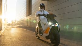 BMW : The new Motorrad Definition CE 04 