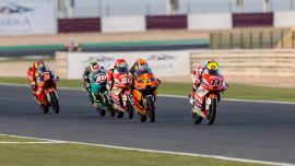GASGAS feierte ein spektakuläres Teamdebüt unter den Lichtern von Losail in Katar und sammelte insgesamt 22 WM-Punkte in der Moto3-Weltrangliste