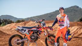 Jeffrey Herlings ist seit seinem Grand-Prix-Debüt im Jahr 2010 ein Fahrer von Red Bull KTM Factory Racing.