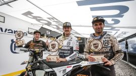 Die erste Runde der FIM Hard Enduro World Championship war eine denkwürdige für Rockstar Energy Husqvarna Factory Racing, Billy Bolt holte den Sieg bei Extreme XL Lagares.