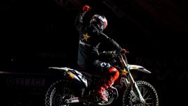 Husqvarna Motorcycles freut sich, die Verlängerung der äußerst erfolgreichen Partnerschaft mit dem renommierten Auspuffhersteller FMF Racing bekannt zu geben.