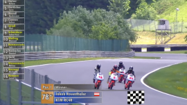 Jakob Rosenthaler, Leo Rammersdorfer, Niklas Kitzbichler, Kilian Holzer bilden im Austrian Junior Cup eine Spitzengruppe im MotoGP Stil, die sich bis zur letzten Runde permanent abwechselt, dann aber erst kurz vor der Start Ziel Linie hart, aber fair entschieden wird.