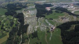 Camping direkt neben dem legendären Red Bull Ring - besser geht´s nicht für echte Motorsportfans!