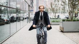 50% aller Autofahrten sind kürzer als 7 km, mehr als 80 % sogar weniger als 20 km – die ideale Distanz für das exklusive QWIC Strombike, um dem E-Bike gerecht zu werden.          