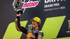 In der Moto2 gewann Remy Gardner von Red Bull KTM Ajo in einem engen Rennen und stand zum vierten Mal in dieser Saison auf dem obersten Treppchen.