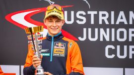 Leo Rammersdorfer liegt nun mit 25 Punkten Vorsprung im Austrian Junior Cup solide  in Führung und könnte somit beim nächsten Termin von 27.-29.08. am Red Bull Ring schon nach Lauf eins vorzeitig den ersten Österreich AJC Titel sichern.