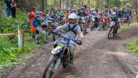 Bei besten Bedingungen - angenehme Temperaturen, griffiger Untergrund, kaum Staubentwicklung - war es einfach ein würdiger Abschluss der heurigen „Family Enduro“ Saison!