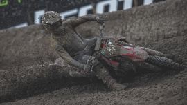 Es war ein nasser, wilder und überwiegend positiver Tag für GASGAS Factory Racing beim FIM Motocross of Nations, an dem Isak Gifting den dritten Gesamtrang in der MX2-Klasse belegte!