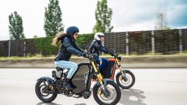 eROCKIT: Dieses Bike rockt sogar die Autobahn 