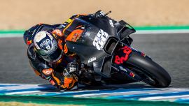 Red Bull KTM Factory Racing und das neu formierte Tech3 KTM Factory Racing Team gingen für zwei sonnige Testtage vor der Saison 2022 in Jerez auf die Strecke. 