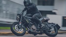 Husqvarna Motorcycles freut sich, die Einführung der Vitpilen- und Svartpilen-Modelle 2022 bekanntgeben zu dürfen – atemberaubende Straßenmotorräder, die modernes und stylisches Design mit erstklassigen Funktionen und Technologien kombinieren.