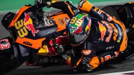 Brad Binder ist der bestplatzierte Fahrer im Qualifying in Katar, da er auf dem Lusail International Circuit den siebten Startplatz belegt.
