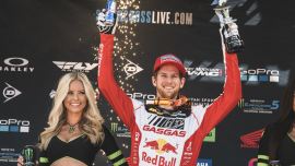 Es war ein weiterer Tag mit engen Kämpfen für Michael Mosiman von Troy Lee Designs/Red Bull/GASGAS Factory Racing, der mit einem soliden zweiten Platz beim Denver SX glänzte.