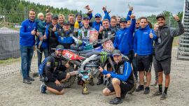 Monster Energy Yamaha Factory MX2-Pilot Jago Geerts hielt seinen Hauptkonkurrenten um den Titel auf Distanz und gewann den entscheidenden Grand Prix bei der 15. Runde der FIM Motocross-Weltmeisterschaft in Uddevalla, Schweden.