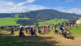 Tolles Jahr für die Family Enduro Serie und ein wunderschöner Saisonabschluss in Perchau bei der Familie „Moar im Gstein“.