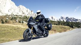 Yamaha präsentiert die neue Tracer 9 GT+ auf der EICMA 2022.