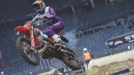 Das erste Rennen der SuperEnduro-Meisterschaft 2023 fand am vergangenen Wochenende in Krakau, Polen, statt.