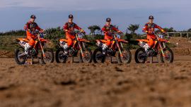 Nach mehreren produktiven internationalen Rennmeetings in der Vorsaison ist Red Bull KTM Factory Racing nun bereit für die FIM MXGP Motocross Weltmeisterschaft 2023.