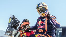 Toby Price von Red Bull KTM Factory Racing erholte sich von einem frustrierenden zweiten Tag bei der Desafio Ruta 40 und beendete die 265 Kilometer lange Wertungsprüfung der dritten Etappe als Fünftschnellster. 