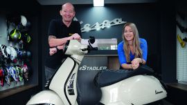 Vespa GTS 300 „SARA“ gewinnt F-Customs Wettbewerb