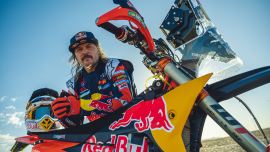 Der zweifacher Gewinner der Rallye Dakar Toby Price fährt seit über 15 Jahren auf KTM Maschinen und es wird seine 10. Dakar werden!