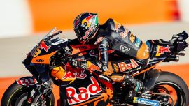 Brad Binder holt auf KTM im Sprint den hervorragenden Platz 2 und sichert sich damit wertvolle Punkte.