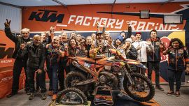 Manuel Lettenbichler von Red Bull KTM Factory Racing hat mit seinem Sieg beim GetzenRodeo den Titelgewinn in der FIM Hard Enduro Weltmeisterschaft 2023 perfekt gemacht.