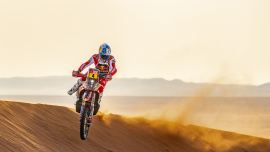 Nachdem sie sich auf der ersten Etappe in die Rallye Dakar 2024 eingewöhnt hatten, legten Sam Sunderland und Daniel Sanders von Red Bull GASGAS Factory Racing am zweiten Tag noch eine Gang zu.