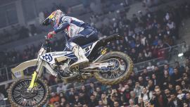 Billy Bolt von Husqvarna Factory Racing hat die sechste und vorletzte Runde der FIM SuperEnduro Weltmeisterschaft in Bulgarien dominiert und dabei eine Glanzleistung hingelegt.