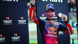 Red Bull GASGAS Tech3 kostete erneut den süßen Geschmack von Podiums-Prosecco, denn MotoGP-Rookie Pedro Acosta gewann den dritten Grand Prix in Folge dank seines zweiten Platzes im Gran Premio de España Sprint. 