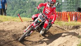 Während Moritz Ernecker in Imbach (NÖ) beide Jugend-ÖM-Läufe gewinnen konnte, war Maximilian Ernecker in Portugal bei der Motocross EMX 125 im Einsatz.