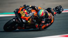 Eine dreiwöchige Mini-Pause im MotoGP-Kalender 2024 ermöglichte es Red Bull KTM Factory Racing, sich für das Grand-Prix-Doppel in den Niederlanden und Deutschland zu stärken und weiterzuentwickeln.