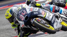 Der Österreicher Jakob Rosenthaler lieferte in der Moto3 eine wirklich bemerkenswerte Leistung vor zehntausenden von Fans bei seinem Heim-Grand-Prix ab.